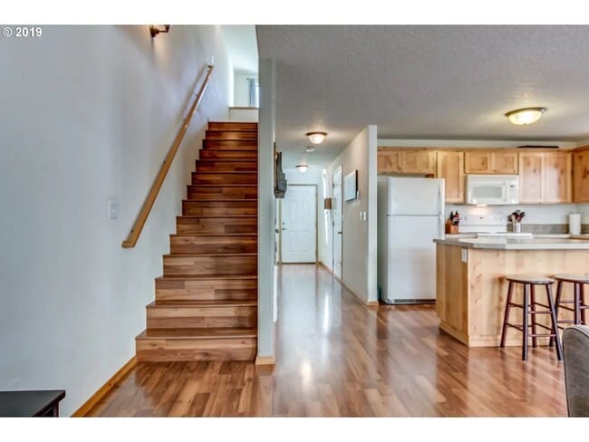 Building Photo - 422 Donna Dr