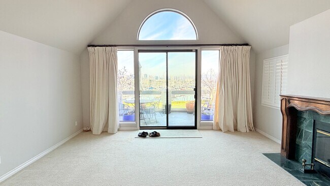 Building Photo - 31 Redondo Ct