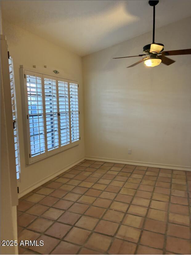 Building Photo - 15010 S 40th Pl