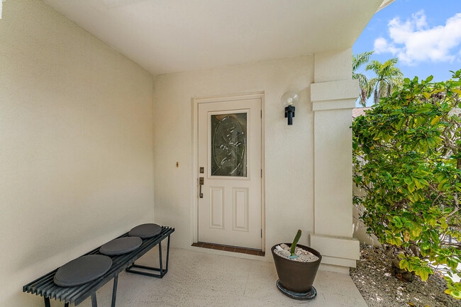 Building Photo - 125 Harbourside Cir