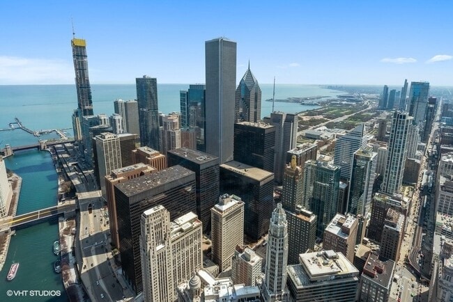 Building Photo - 401 N Wabash Ave