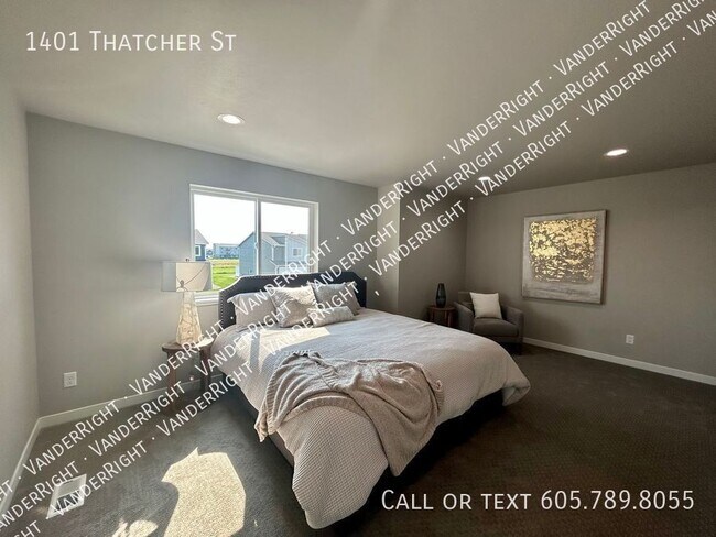 Building Photo - 1401 Thatcher St