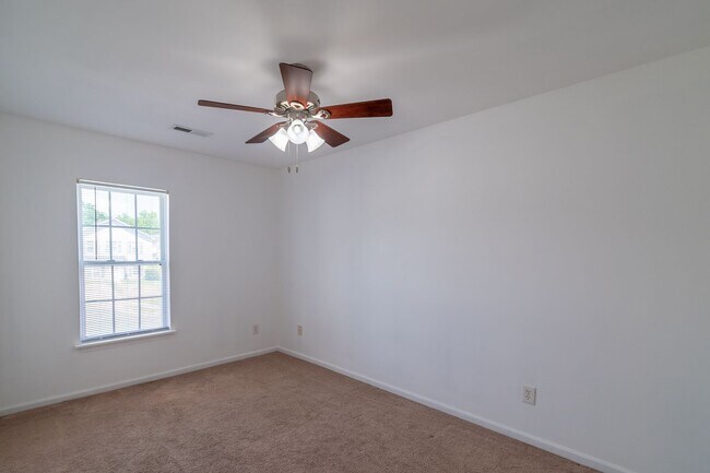 Building Photo - 1053 Brianna Way