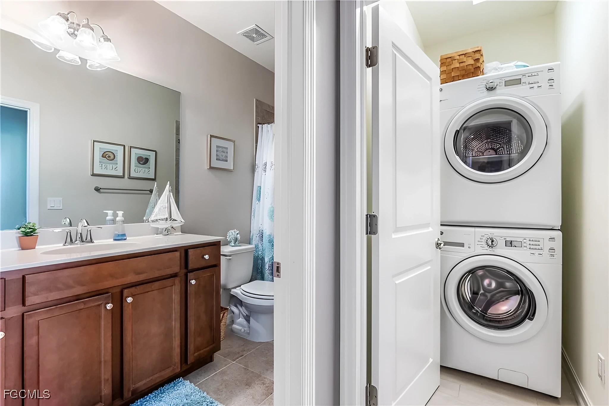 In unit washer/Dryer - 15851 Portofino Springs Blvd