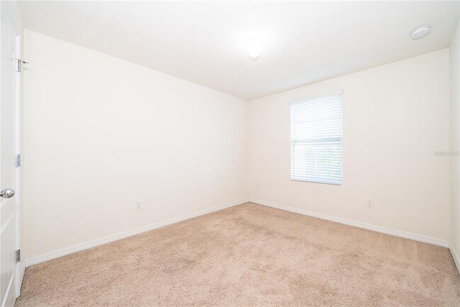 Building Photo - 4806 Riverwalk Dr