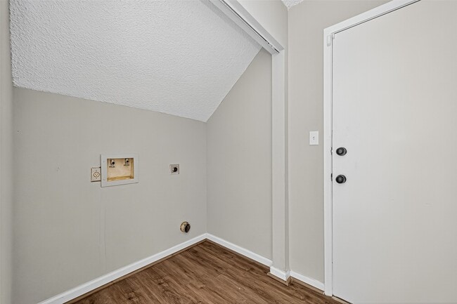 Building Photo - 12623 S Dairy Ashford Rd