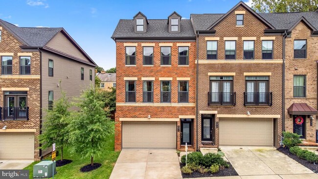 Building Photo - 9271 Wood Violet Ct