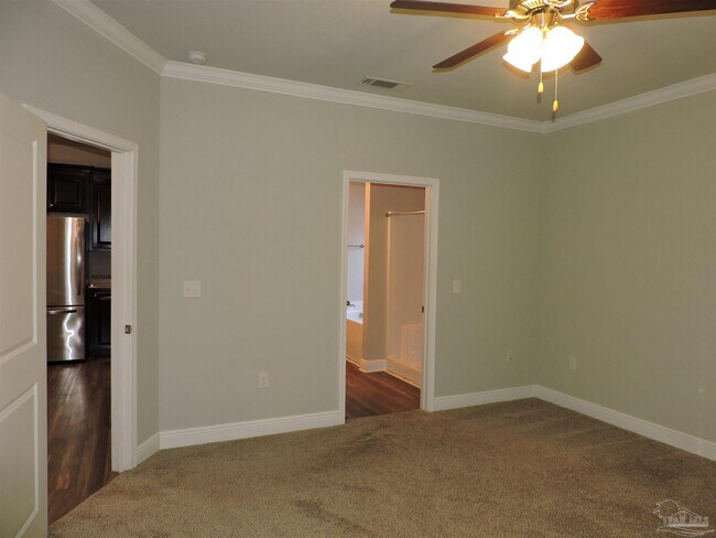 Building Photo - 10645 Trailblazer Wy