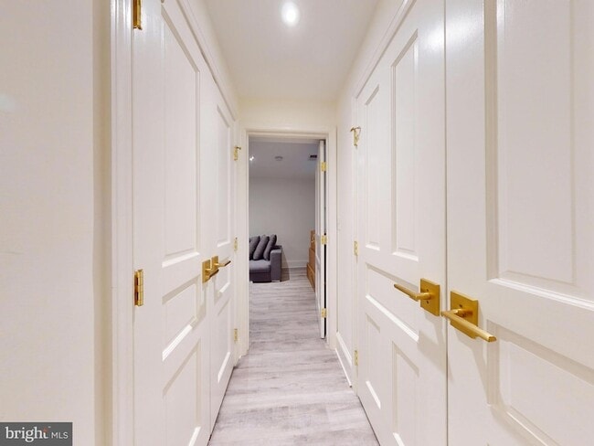 Building Photo - 1808 Riggs Pl NW