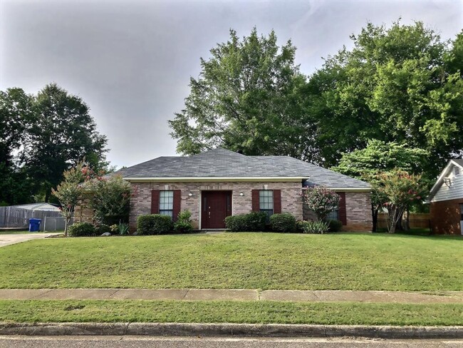 Primary Photo - 3 Bed 2 Bath in Prattville, AL