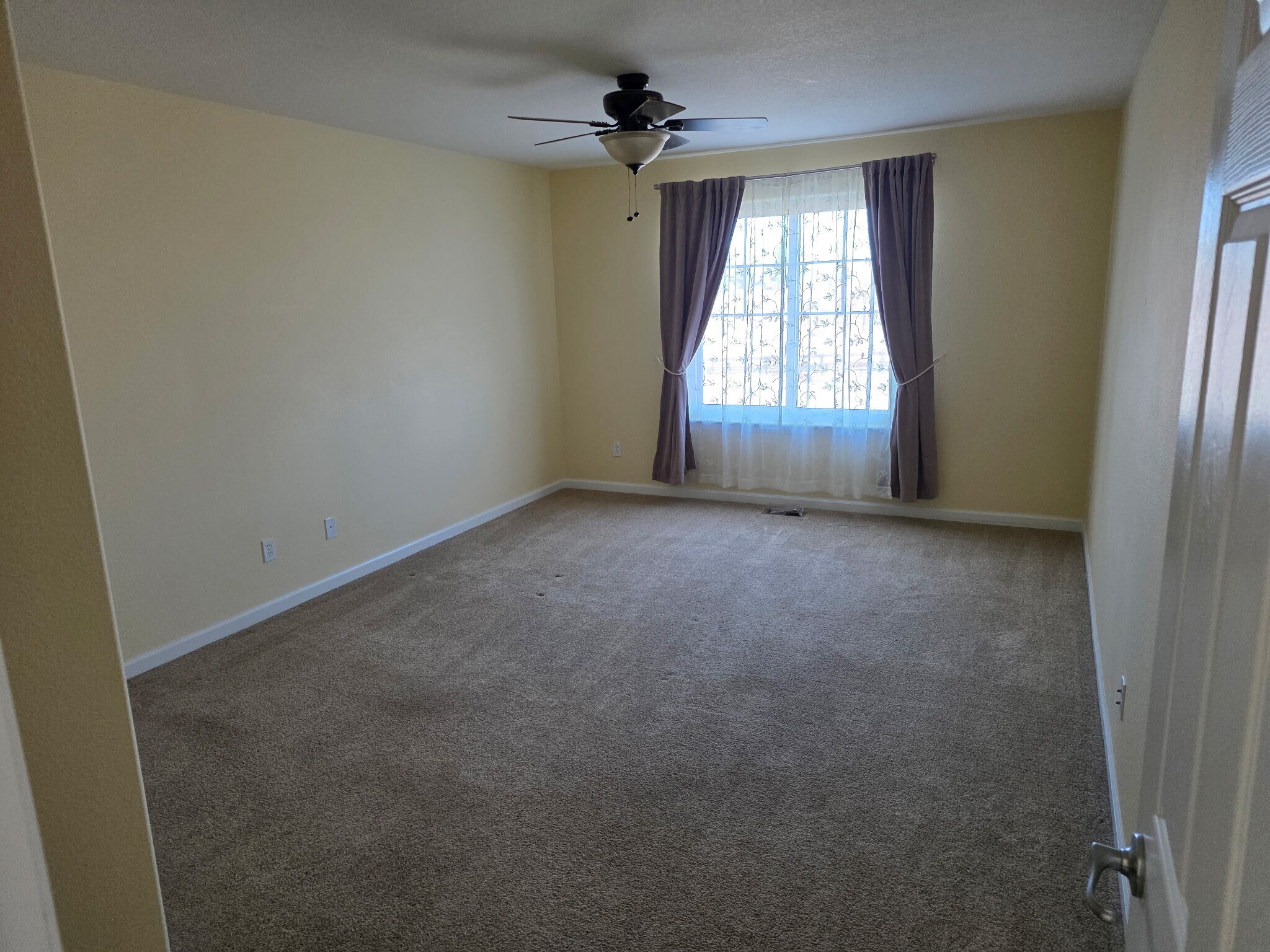 Building Photo - 7514 S Quatar Way