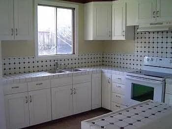 Building Photo - 427 Johnson Ave