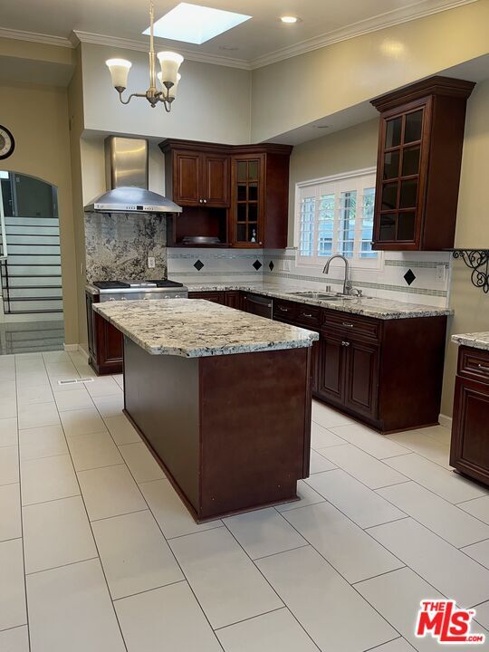 Building Photo - 4368 Fairway Dr