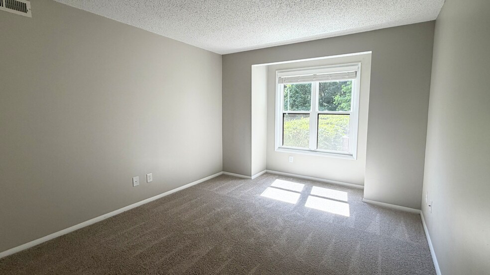 Building Photo - 3706 Chimney Ridge Pl
