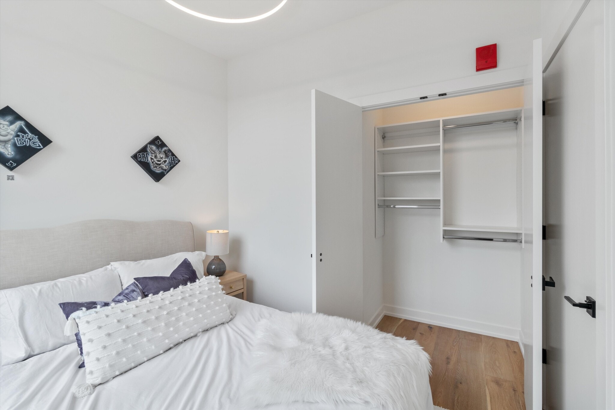 Building Photo - 4513 N Clark St