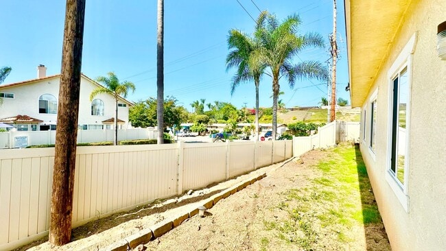 Building Photo - Great Single Story Home Minutes from Everything in Quiet cul-de-sac Street & Neighborhood Locatio...