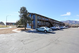 Building Photo - Nest on Thunderbird - 8203