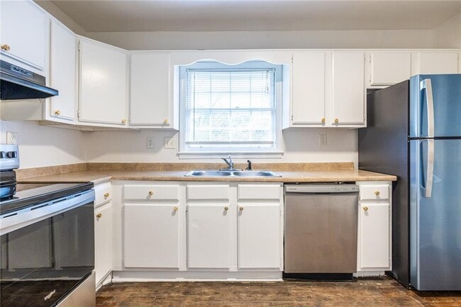 Building Photo - 2986 Belvedere Ln