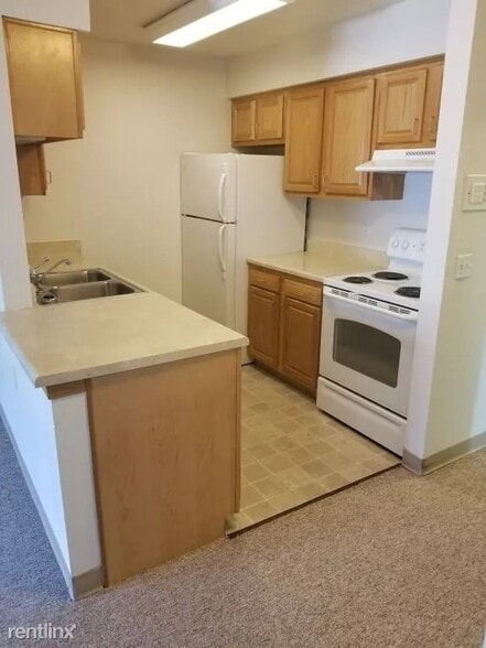 Building Photo - Oak Terrace