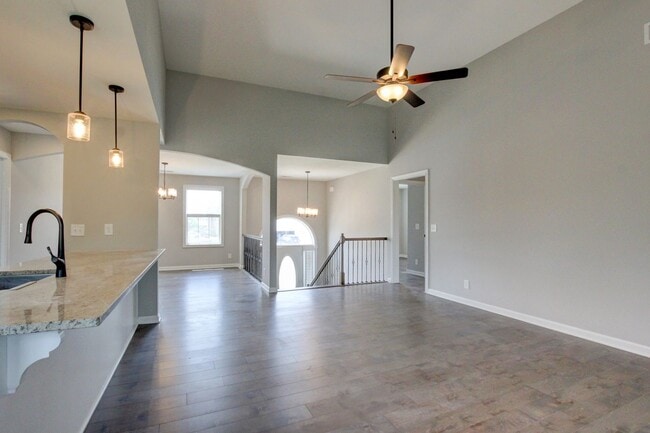 Building Photo - 1092 Barnhill Rd