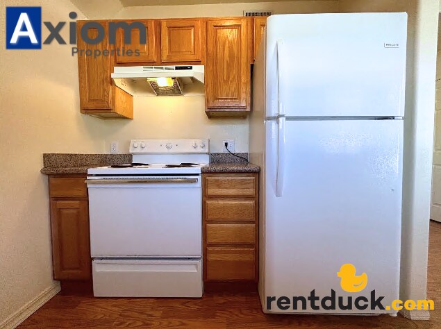 Building Photo - 465 Taft Ave