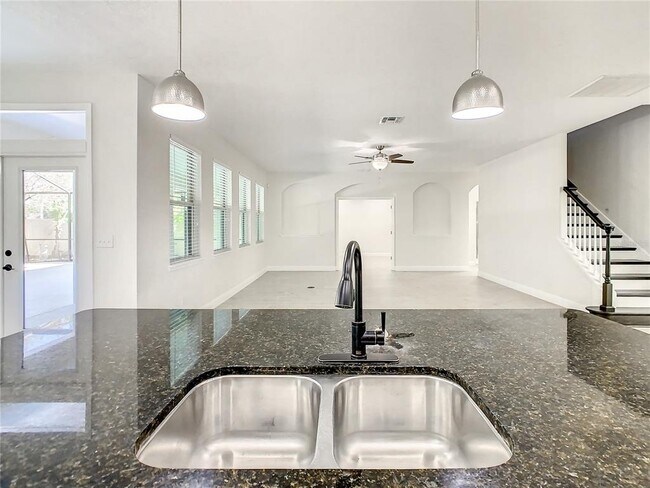 Building Photo - 8917 Blue Mesa Dr
