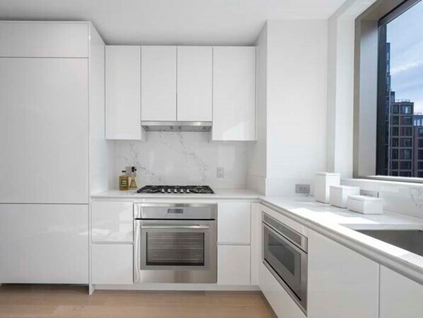 Building Photo - 133 Seaport Blvd