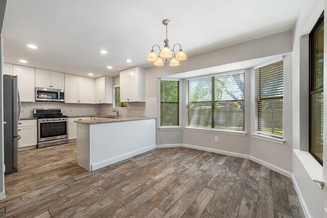 Building Photo - 7501 Whistlestop Dr