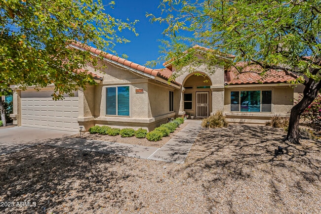 Building Photo - 4730 E Desert Cactus St
