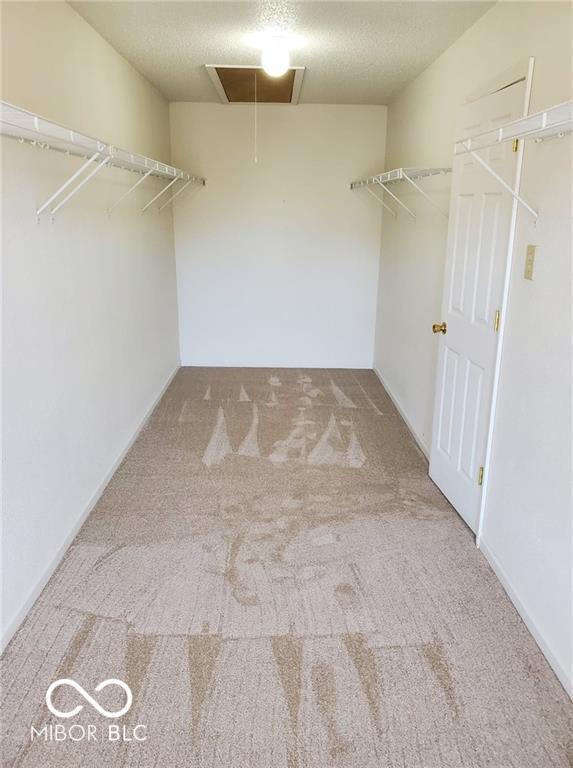 Building Photo - 5643 N Rockingham Ln