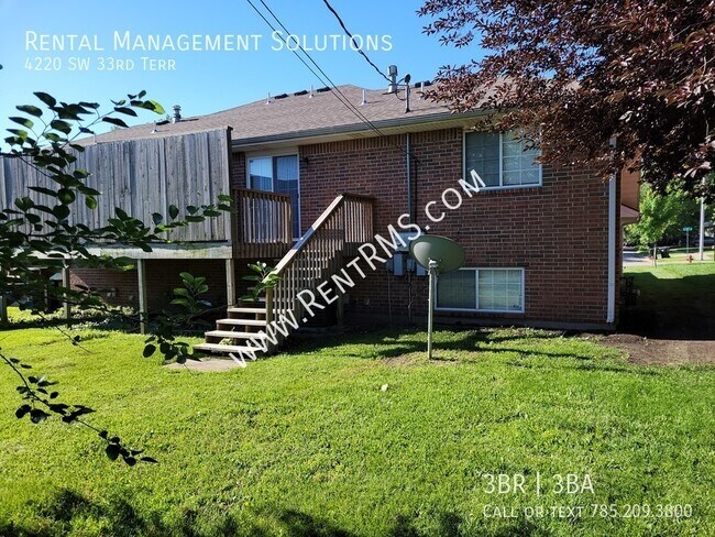 Building Photo - 4220 SW 33rd Terrace