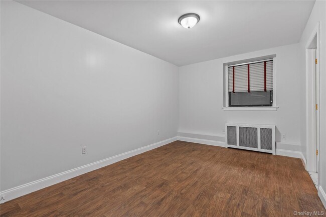 Building Photo - 232 Martine Ave
