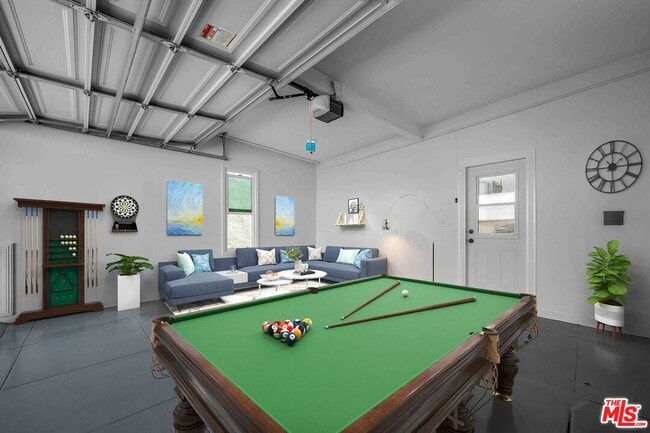 Building Photo - 223 N Almont Dr