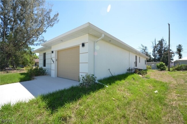 Building Photo - 2188 Barker Blvd