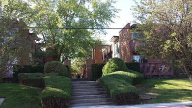 Building Photo - Beautiful Washington Terrace Apartment with carport and central air