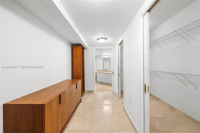 Building Photo - 9559 Collins Ave