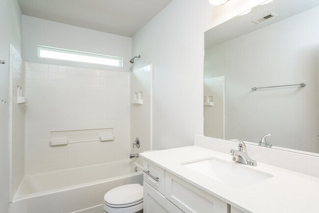 Building Photo - 14735 Kendalls Path Ct