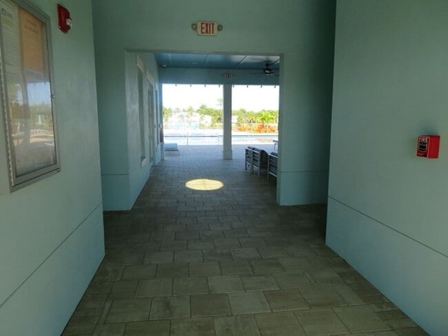 Building Photo - 4709 Arboretum Cir