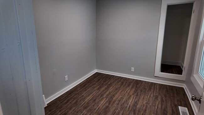 Building Photo - 526 Gridley Ave