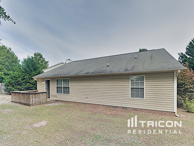 Building Photo - 239 Longshadow Dr