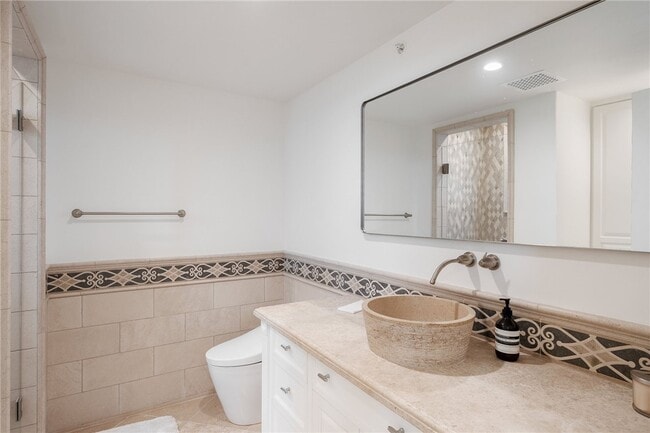 Building Photo - 9 Pelican Crest Dr