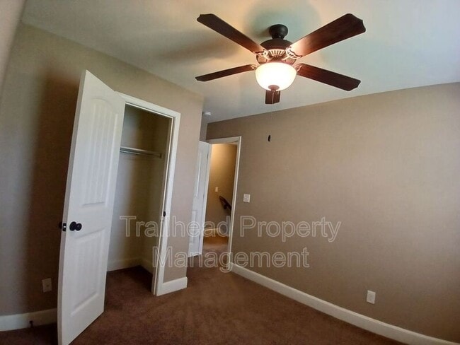 Building Photo - 21616 Westover Ct