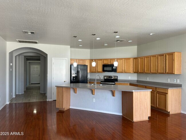 Building Photo - 13524 W Marshall Ave