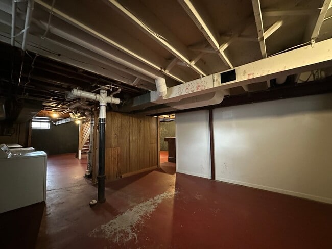 Building Photo - 3009 W Michigan Ave