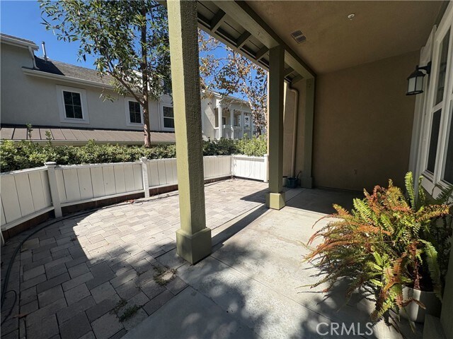 Building Photo - 22 Sablewood Cir