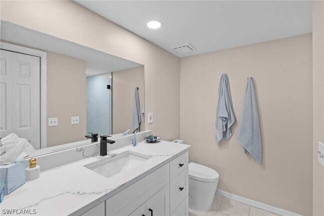 Building Photo - 153 Bristol Ln