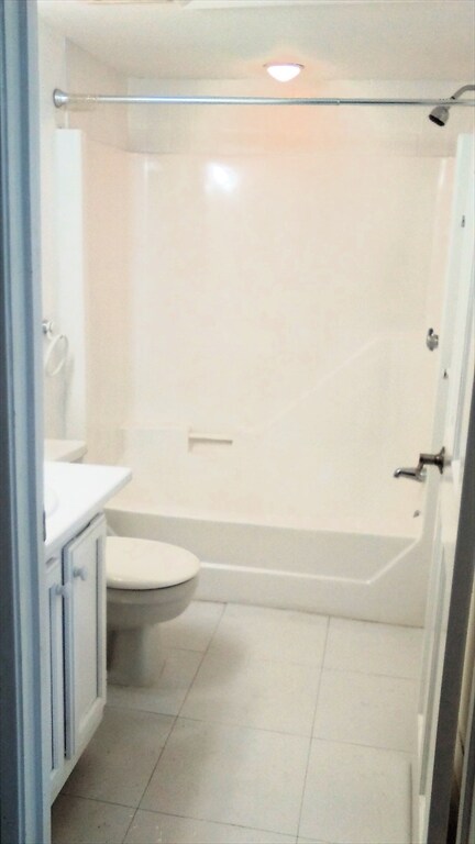 Building Photo - 48 Forest St