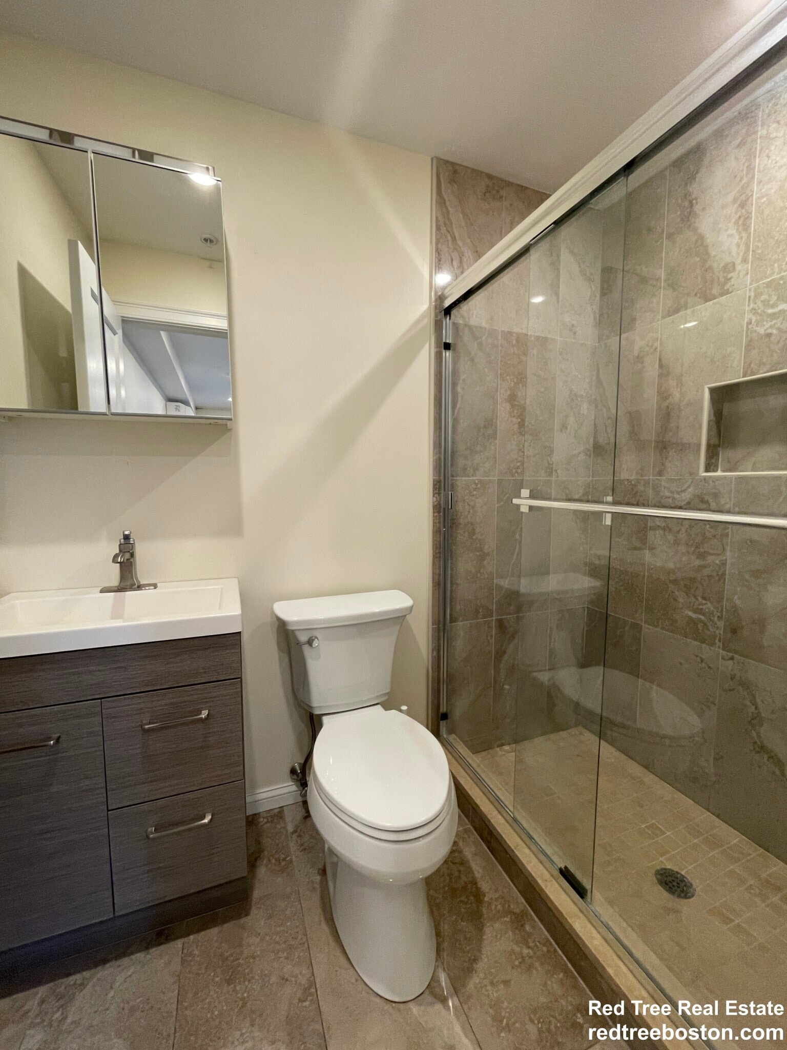 Building Photo - 1028a Commonwealth Ave