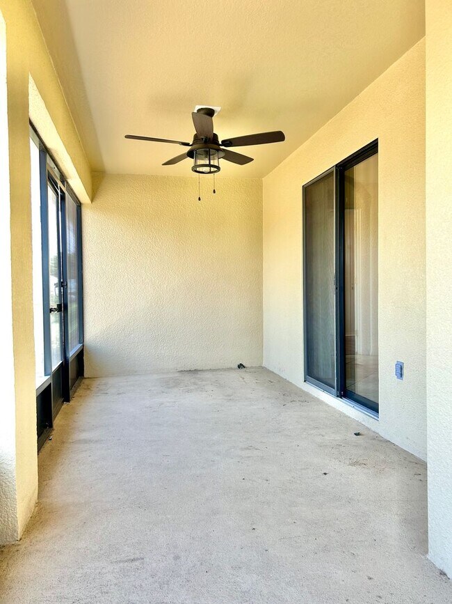 Building Photo - Designed for Living! 4beds, 2baths, attic ...
