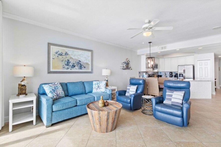 Building Photo - 365 E Beach Blvd